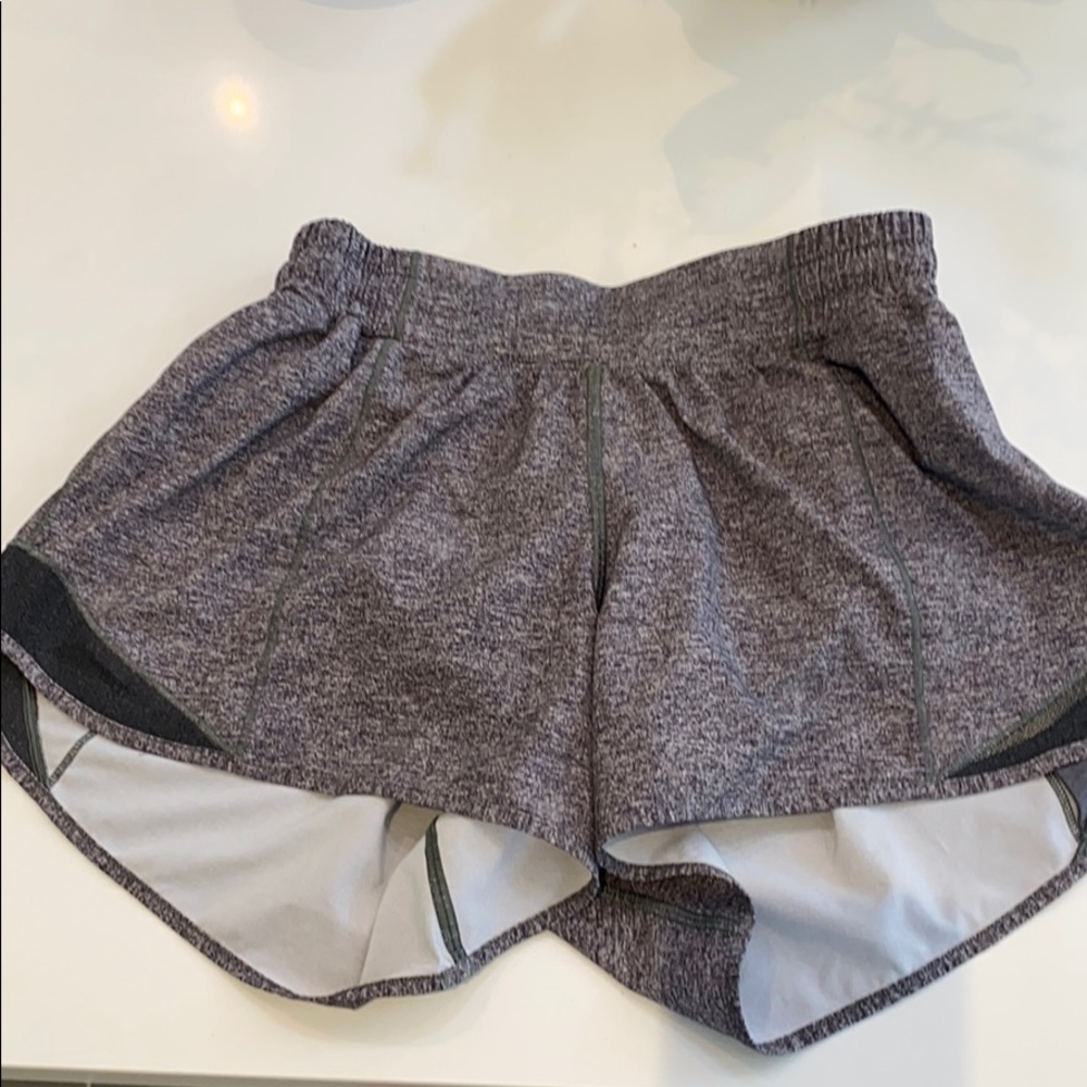 Lululemon size 6 shorts
